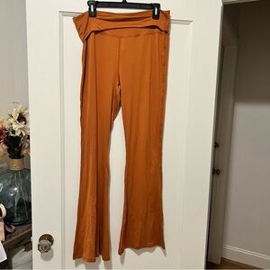 Pink Rose Pull On Orange Mustard Yellow Soft Flare Casual Pants Size Large NWT